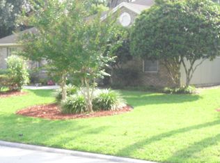 10040 Dovetail Ct S, Jacksonville, FL 32257