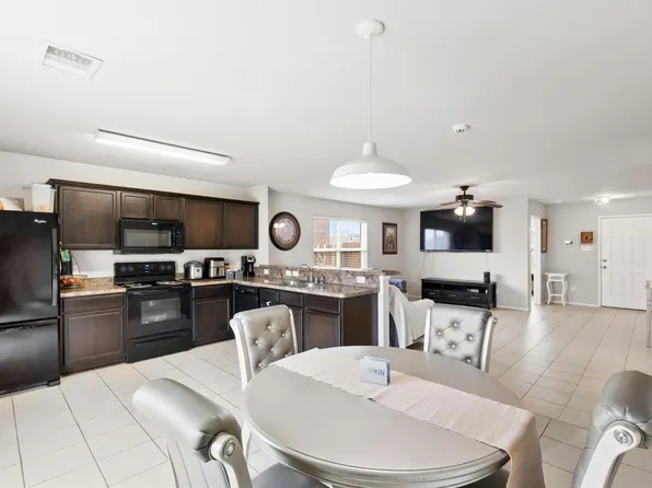 238 Willow Creek Ln, Terrell, TX 75160