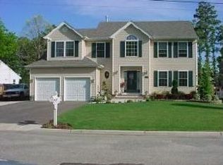 104 Topside Rd, Manahawkin, NJ 08050