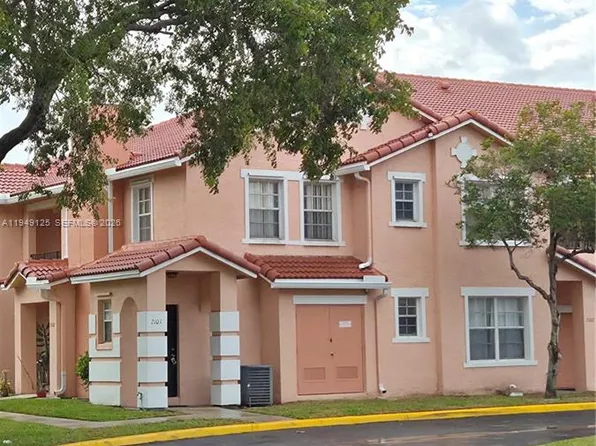 2101 Belmont Ln, North Lauderdale, FL