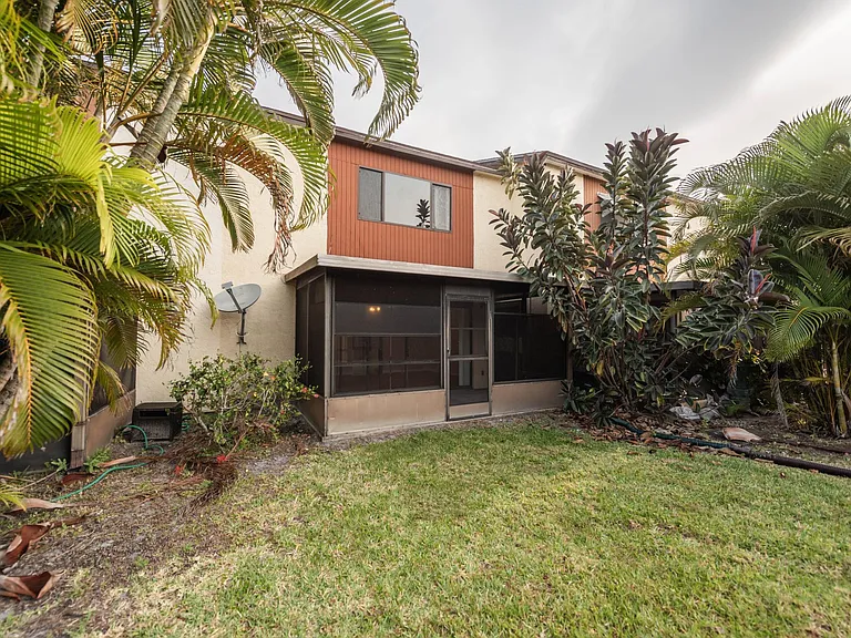 47 Bogart Pl — Photo 25