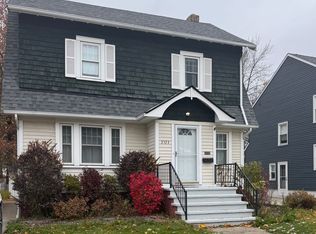 3573 Silsby Rd, University Heights, OH 44118