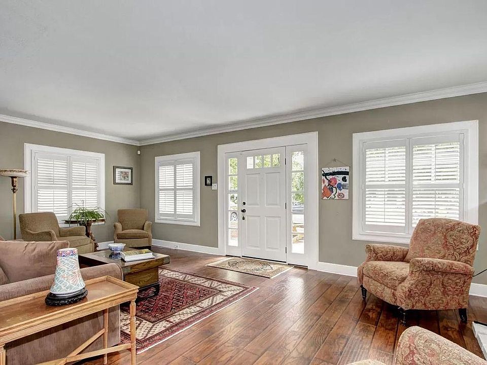 1st image of 14366 42nd St