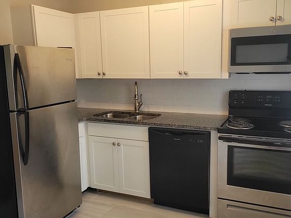 2nd image of 830 Moreland Ave SE APT 16