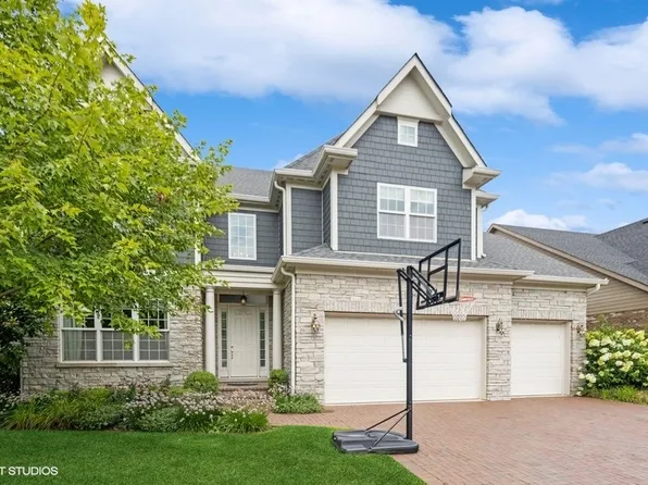 906 Red Oak Dr, Western Springs, IL 60558
