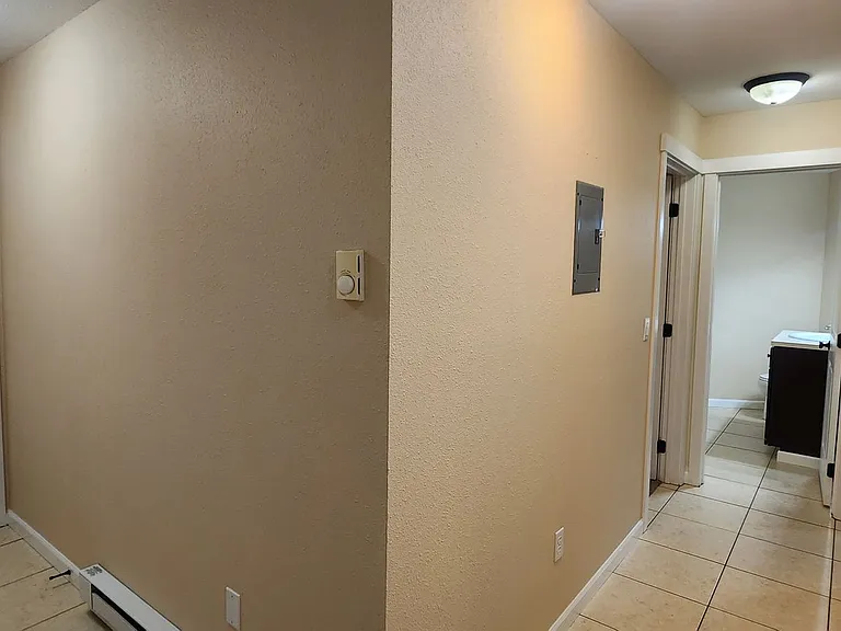 Westridge Apartments — Photo 14