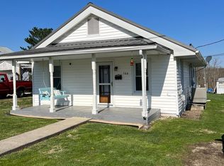 103 4th St, Peebles, OH 45660