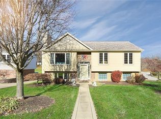 1400 Royal Park Blvd, South Park, PA 15129