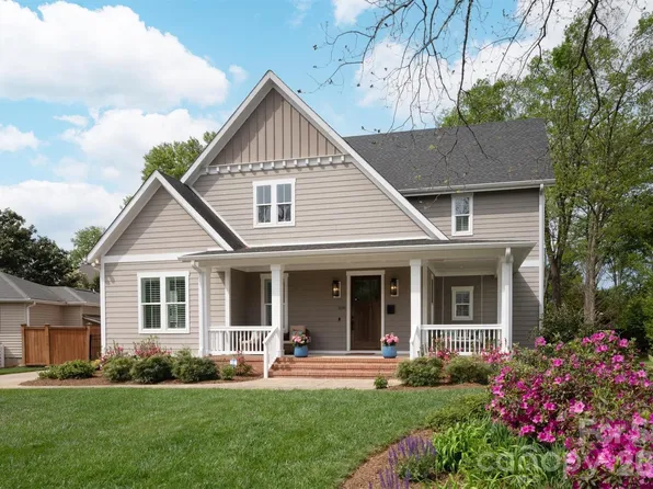 328 Melbourne Ct, Charlotte, NC 28209