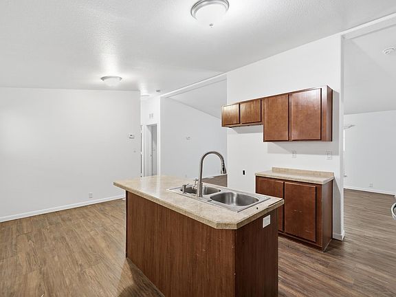 5th image of 4328 Godley Rd