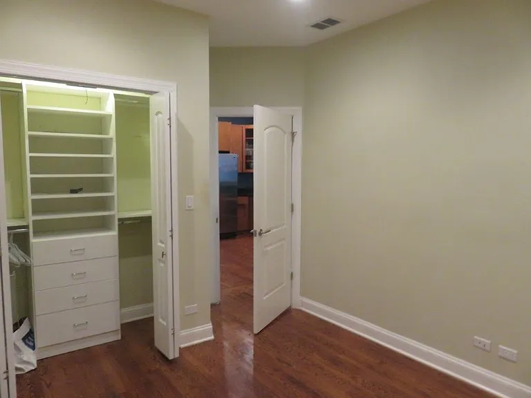 2303 N Maplewood Ave #2A — Photo 5