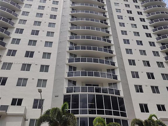 5th image of 601 NE 23rd St #501A