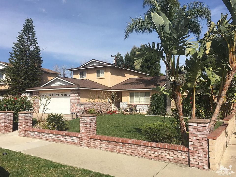2nd image of 622 N Mariposa Ave
