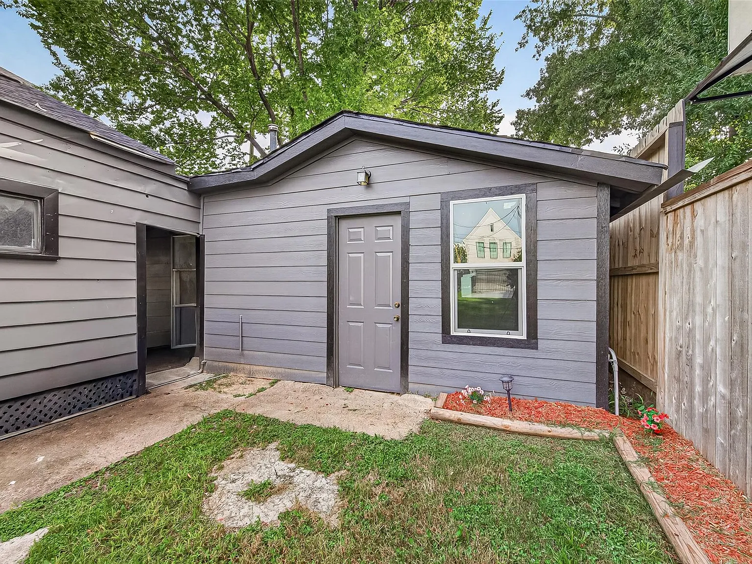 4 bed, 3.0 bath, 1456 sqft, $2,550 — Photo 4