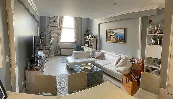 Rented by LV NY REALTY INC | media 29