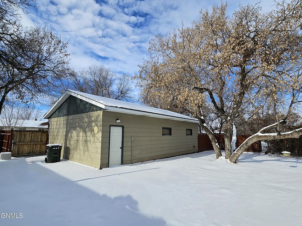 322 5th St NW B, Hazen, ND 58545 Zillow