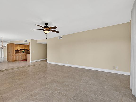 4th image of 11811 Avenue Of The Pga #2-1h