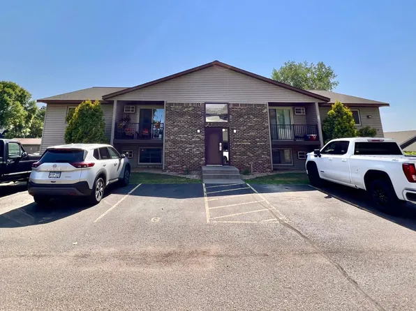 1616 Pinewood Ln APT 3, Hudson, WI 54016