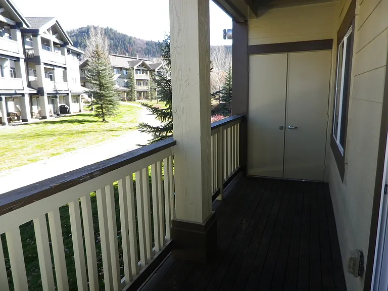 3350 Columbine Dr #502 — Photo 24