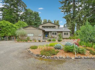 14421 Clackamas River Dr, Oregon City, OR 97045