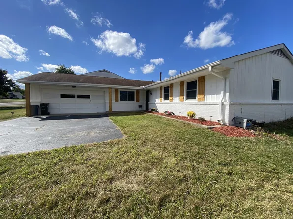 1076 Waycross Rd, Cincinnati, OH 45240