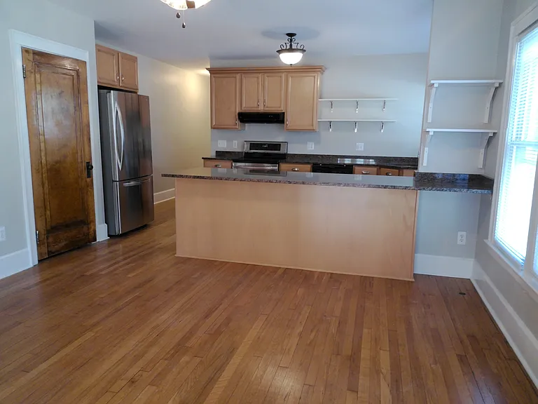 2041 N Main St #1 — Photo 10