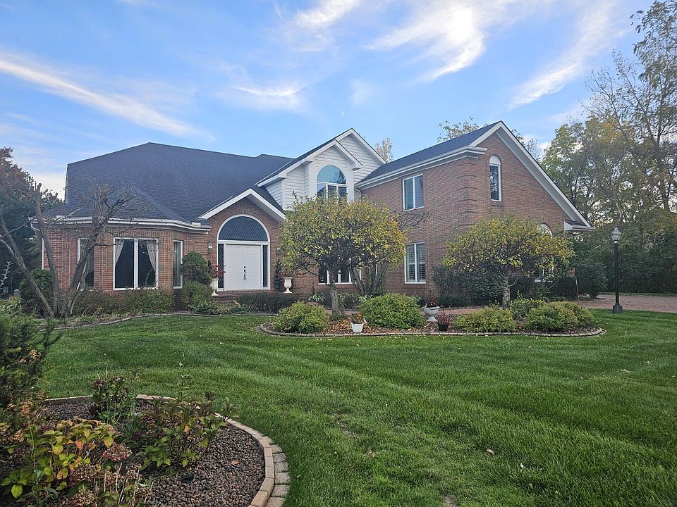 1st image of 955 Killarney Dr