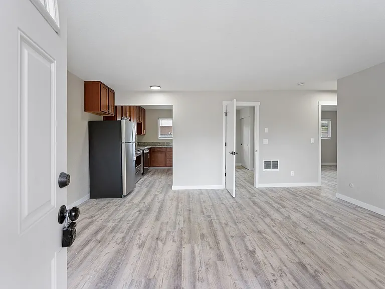 Eastside Village Apartments — Photo 86