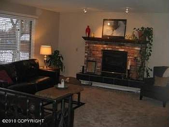 3rd image of 6871 Burlwood Dr