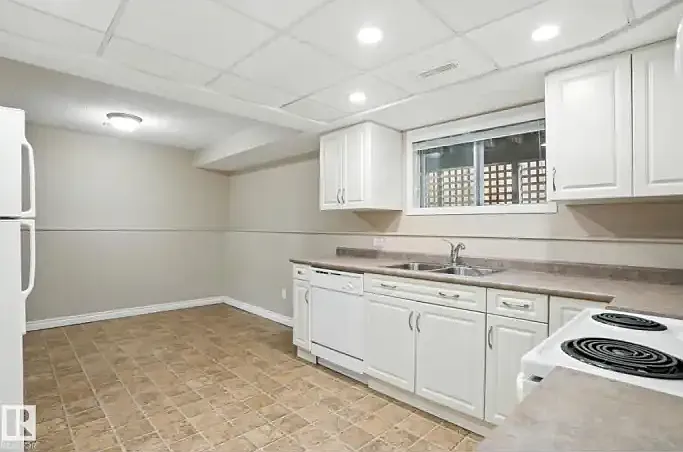 14 Leblanc Pl #1A — Photo 10