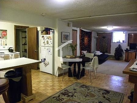 1st image of 76 Egmont St #0B