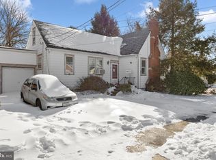 517 E Brown St, Hamilton, NJ 08610