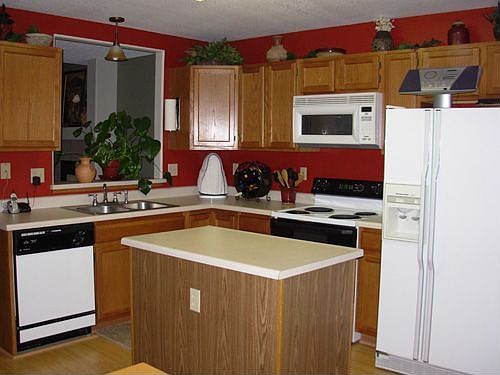 Island kitchen open to family