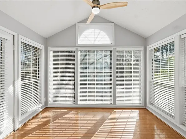 2204 Country Park Dr SE, Smyrna, GA 30080
