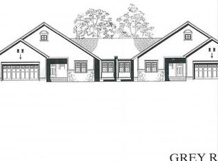 7 Perpali Ln, Cranston, RI 02920