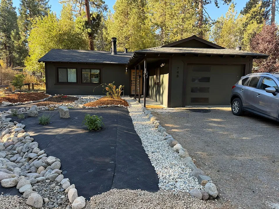 748 Tahoe Island Dr