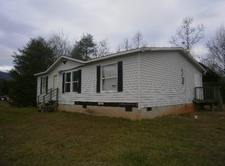 212 Cedar Ridge Rd, Franklin, NC 28734