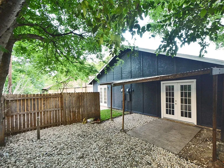 2706 Parker Ln #A — Photo 19