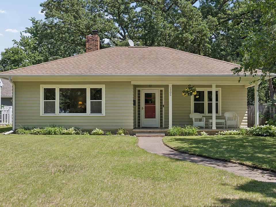 1st image of 1206 Kilian Blvd SE