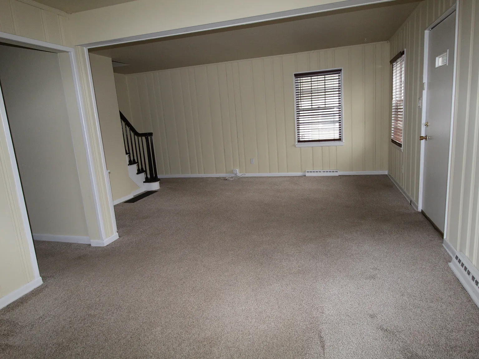 3 bed, 1020 sqft, $1,675 — Photo 4