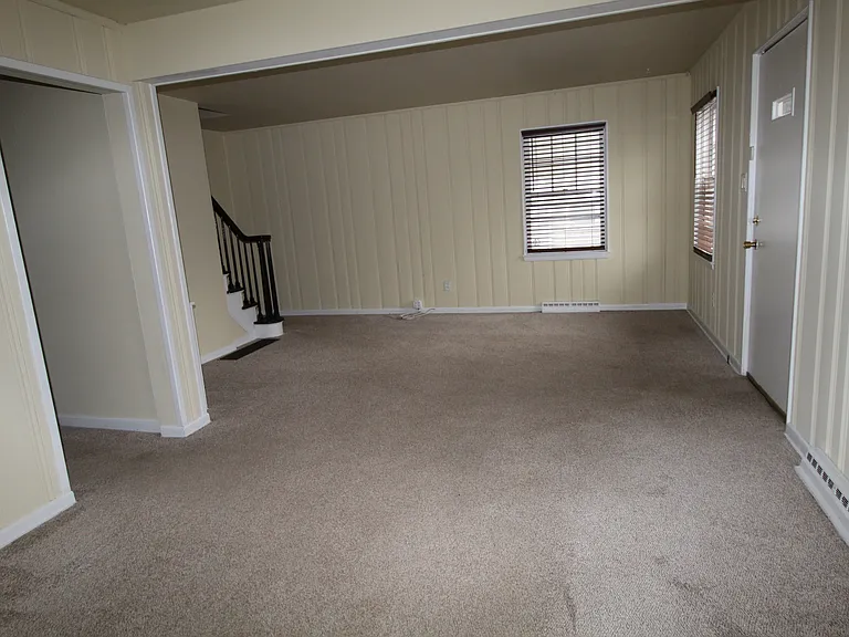 972 Chambers Cir — Photo 4