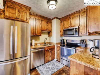 102 Sugar Ski Drive UNIT 223, Banner Elk, NC, 28604