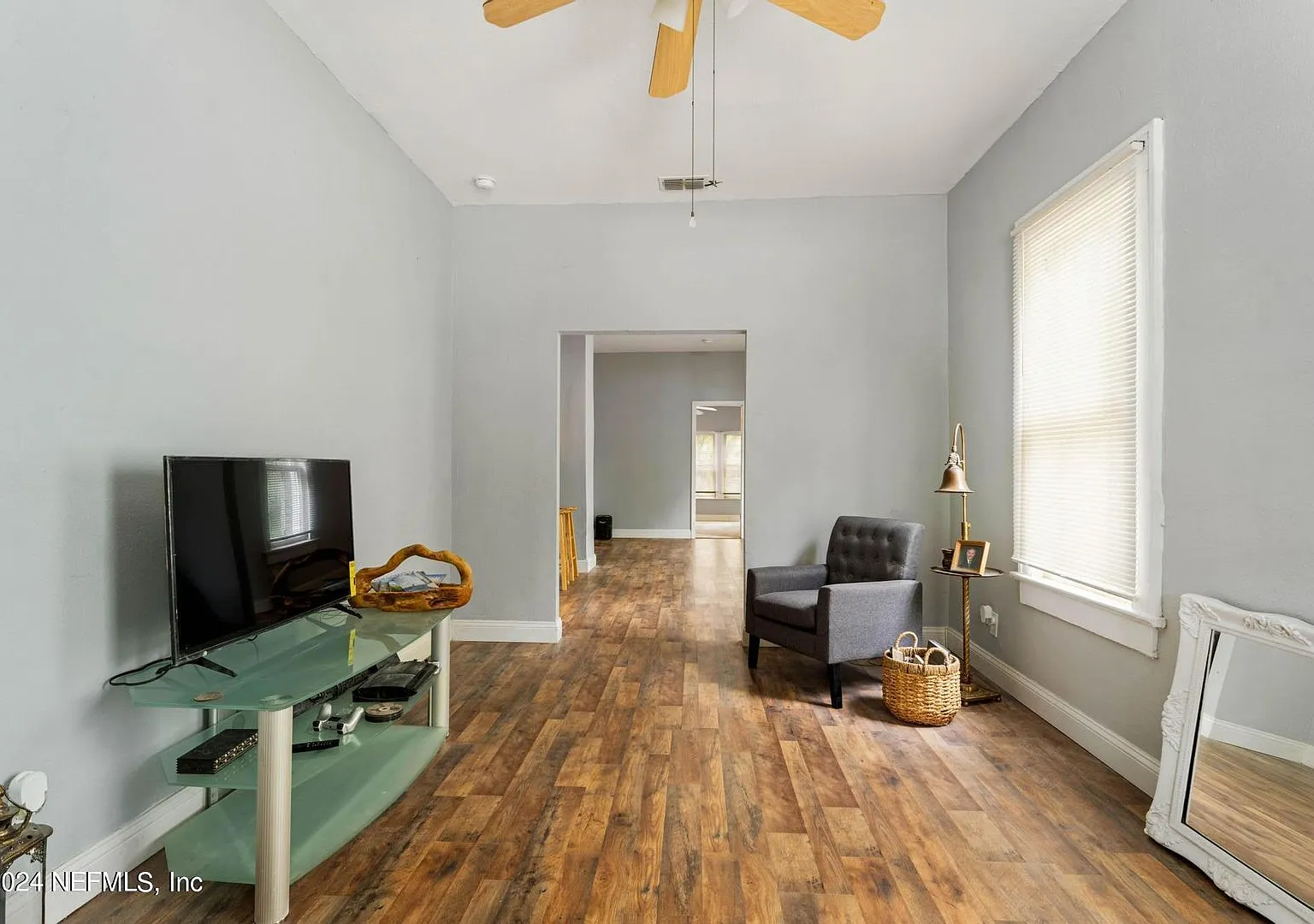 Fully Renovated 3 bedroom 2 bath Home in the Historic District with a New Price reduction! — Photo 4