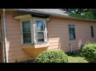 322 Lawrence Ave, Adrian, MI 49221