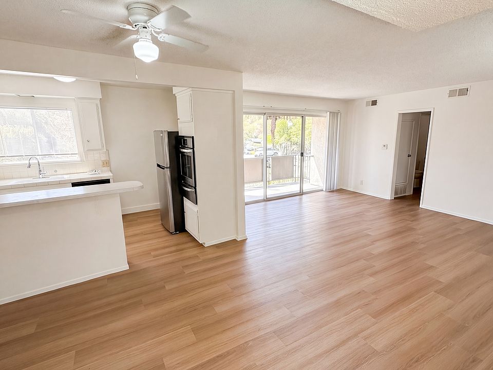 1st image of 4717 Don Lorenzo Dr APT 14