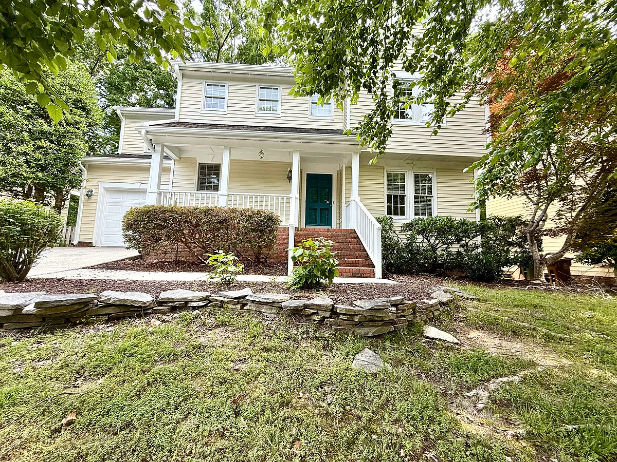 Building Photo - 209 Mint Hill Dr