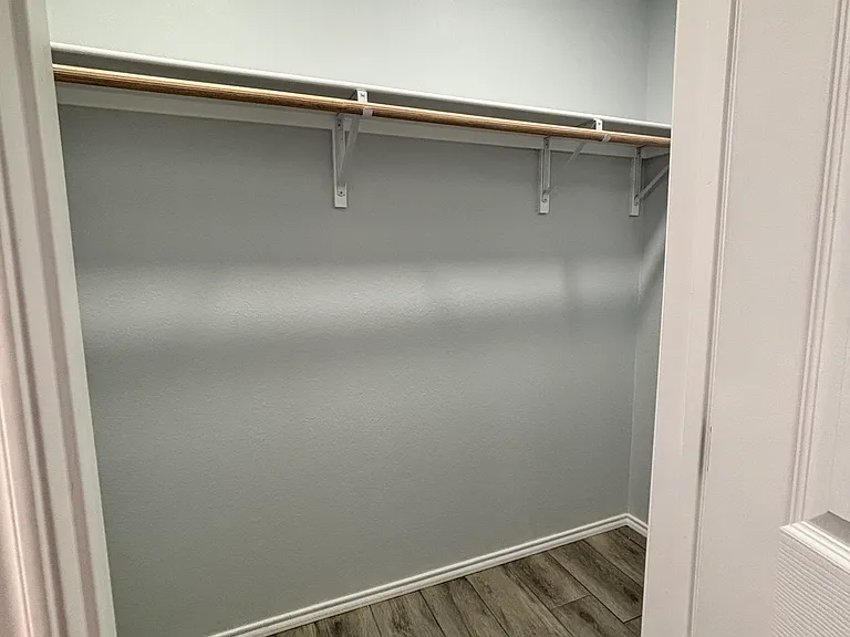 8517 10th St — Photo 11