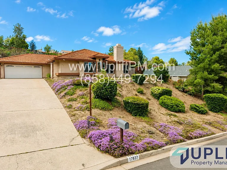 17837 Saint Andrews Dr — Photo 1