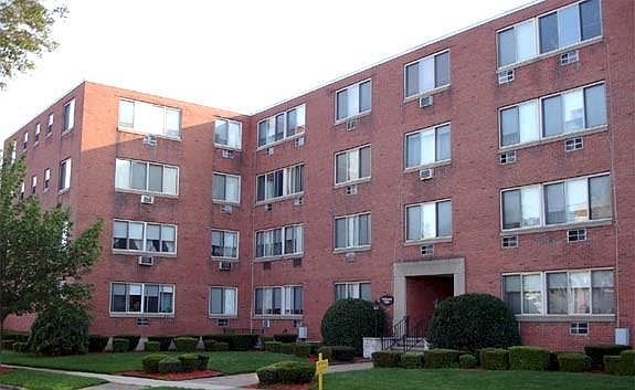 2nd image of 711 Savin Ave #16B