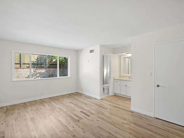 14189 Aztec St — Photo 16